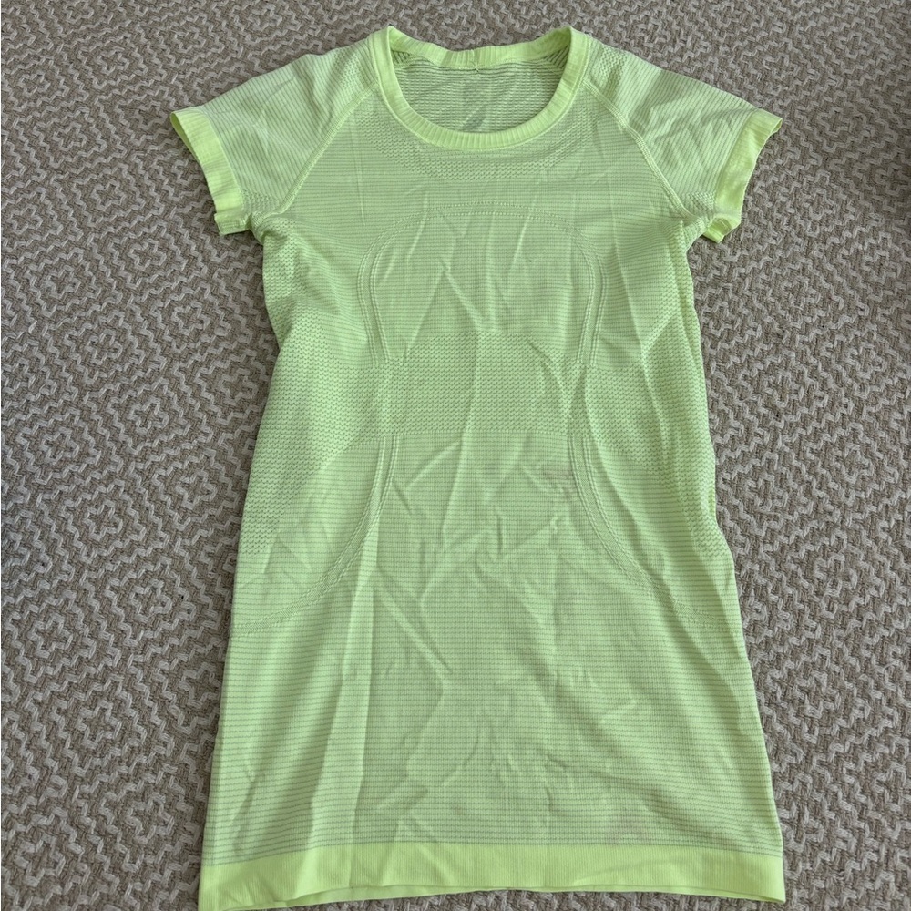 Lululemon swiftly tech tee